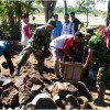 Mahasiswa Muhamadiyah Bantu TMMD 98 